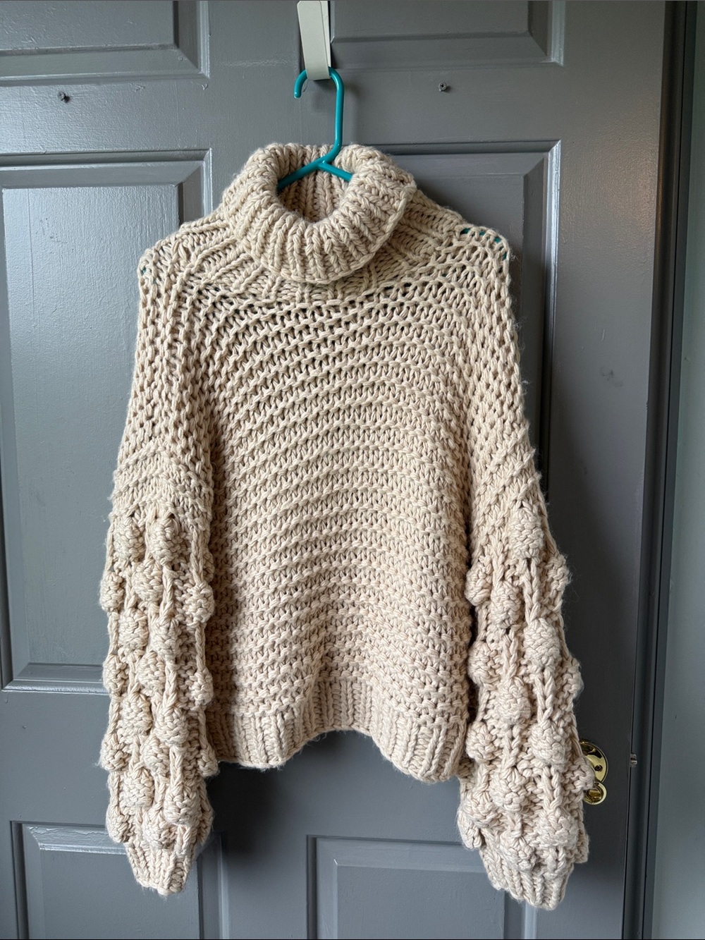 Sage Chunky Cable-Bubble Turtleneck Sweater in Cream